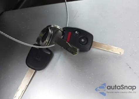 2006 Honda Ridgeline Rts from USA, damaged, VIN 2HJYK16436H544859